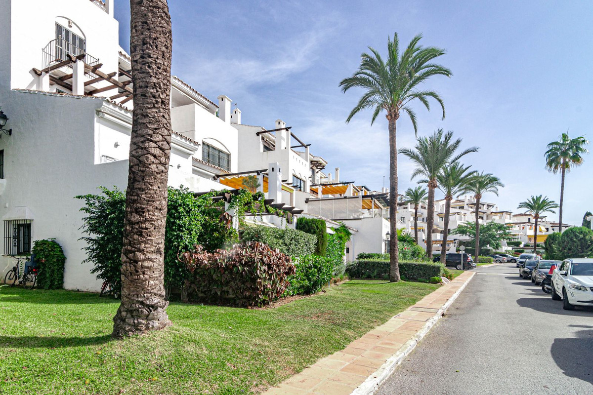 Appartement te koop in Nueva Andalucía | 3 slaapkamers H5510056