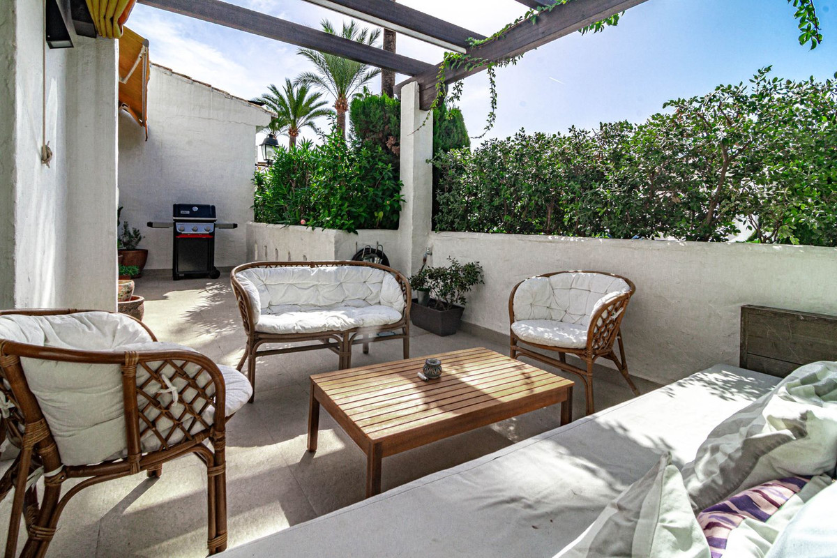 Appartement te koop in Nueva Andalucía | 3 slaapkamers H5510056