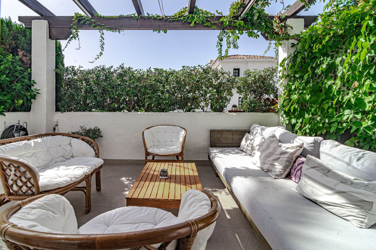 Appartement te koop in Nueva Andalucía | 3 slaapkamers H5510056