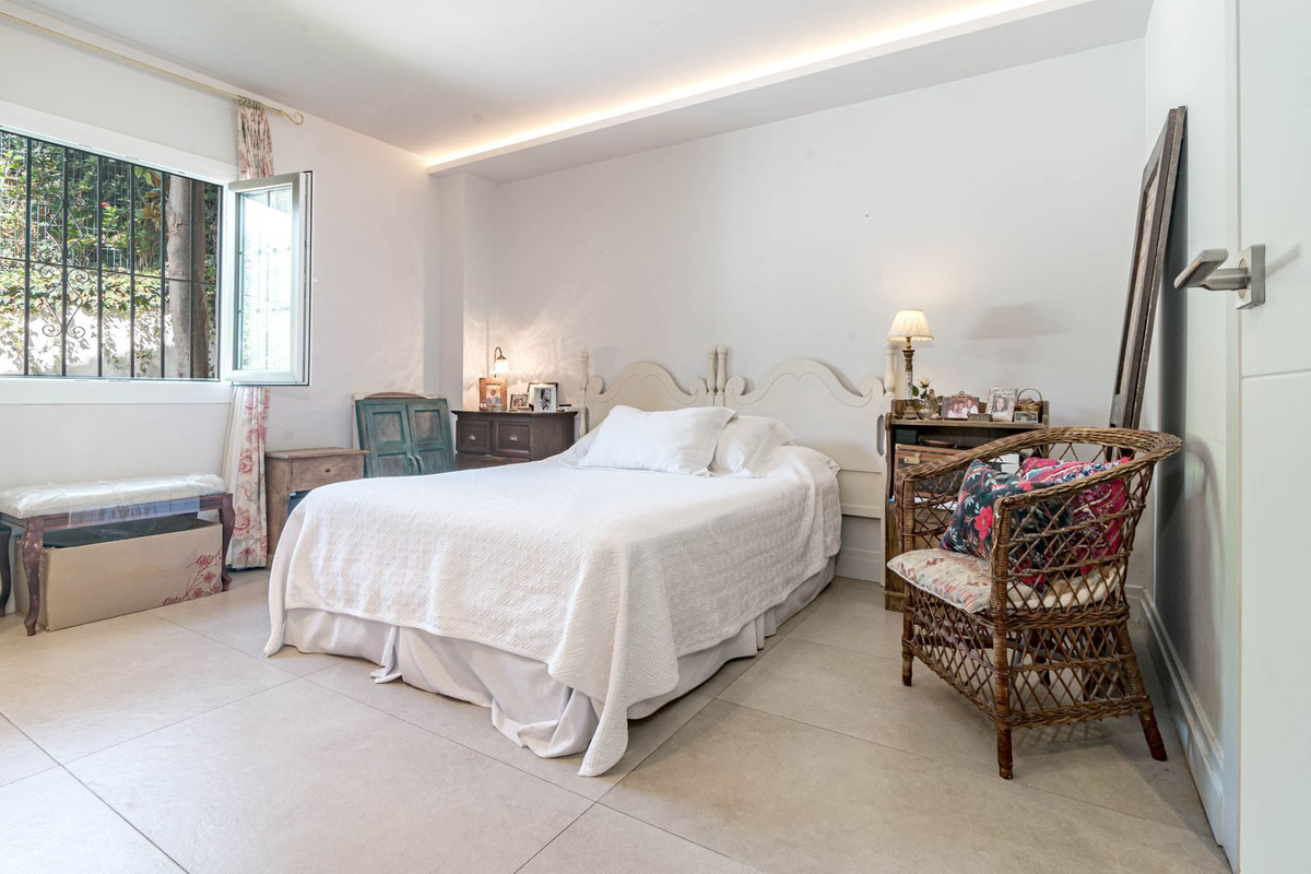 Appartement te koop in Nueva Andalucía | 3 slaapkamers H5510056