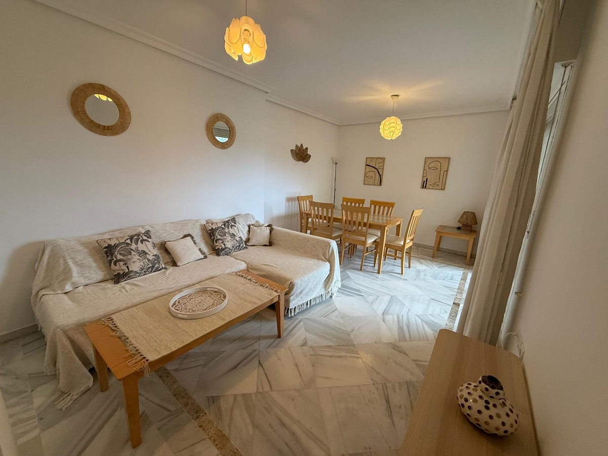 Appartement te koop in Nueva Andalucía | 2 slaapkamers H5512339