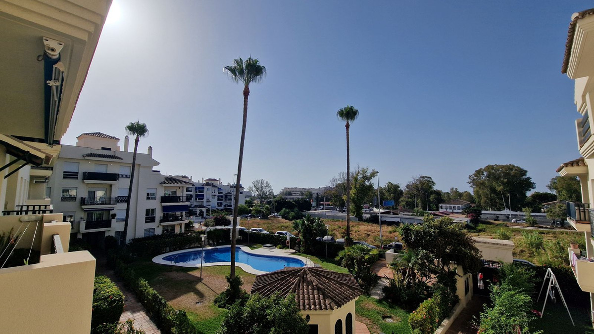 Appartement te koop in Nueva Andalucía | 2 slaapkamers H5512339