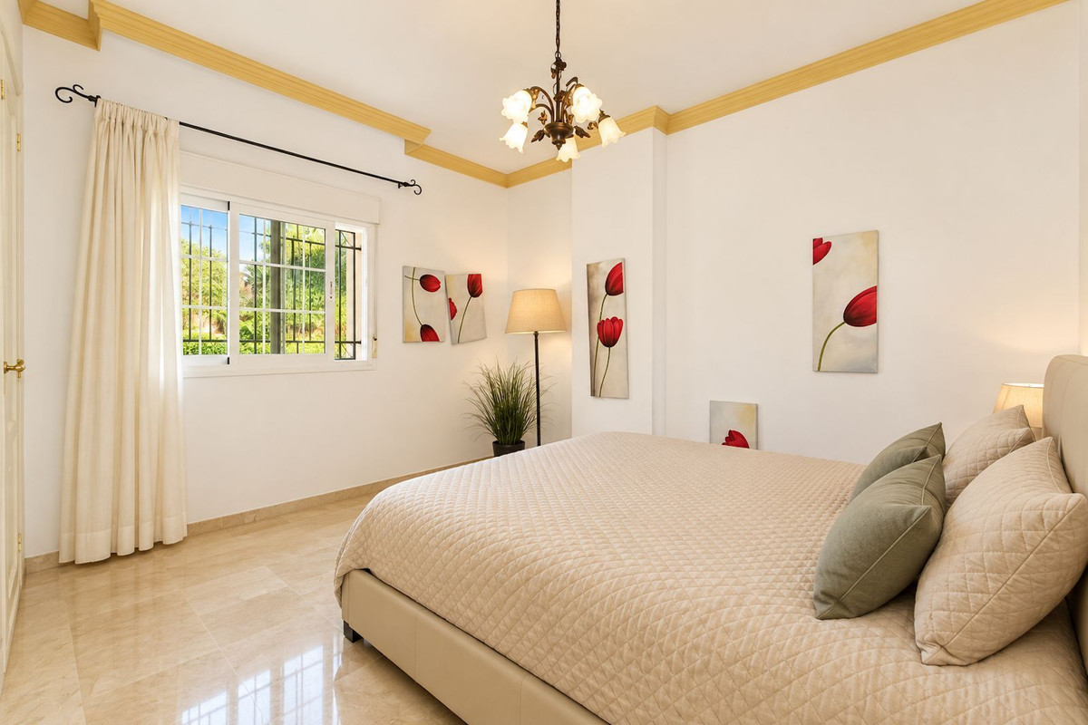 Appartement te koop in Nueva Andalucía | 3 slaapkamers H5512912