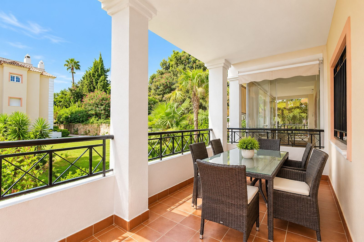 Appartement te koop in Nueva Andalucía | 3 slaapkamers H5512912