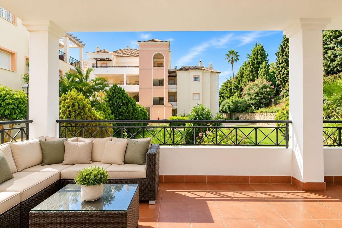 Appartement te koop in Nueva Andalucía | 3 slaapkamers H5512912