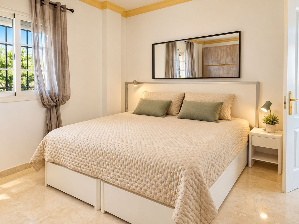 Appartement te koop in Nueva Andalucía | 3 slaapkamers H5512912