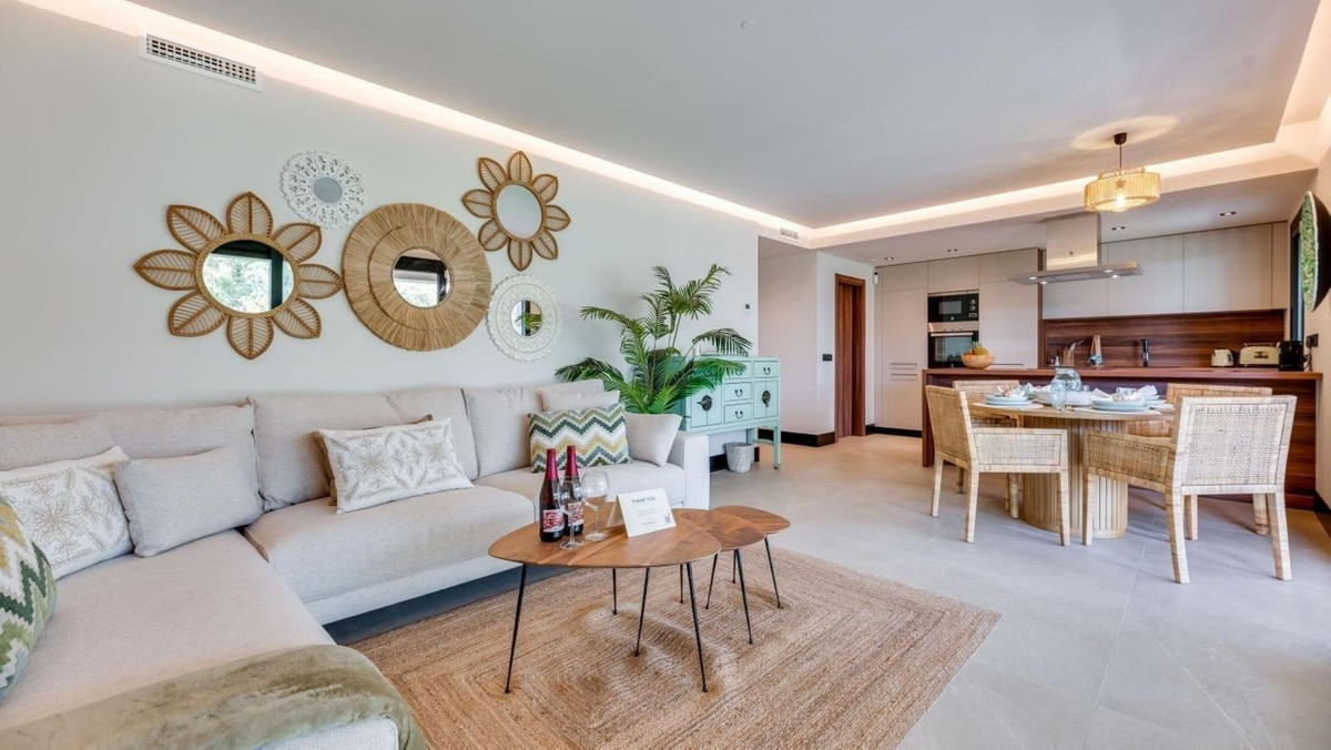 Appartement te koop in Nueva Andalucía | 3 slaapkamers H5513263