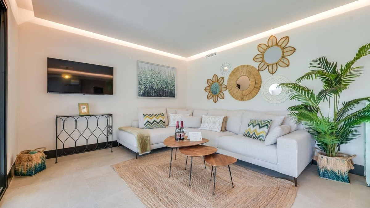 Appartement te koop in Nueva Andalucía | 3 slaapkamers H5513263