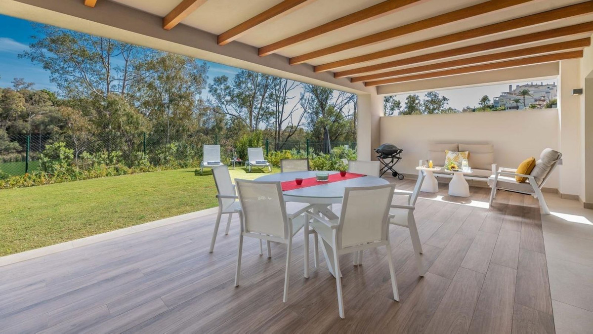 Appartement te koop in Nueva Andalucía | 3 slaapkamers H5513263