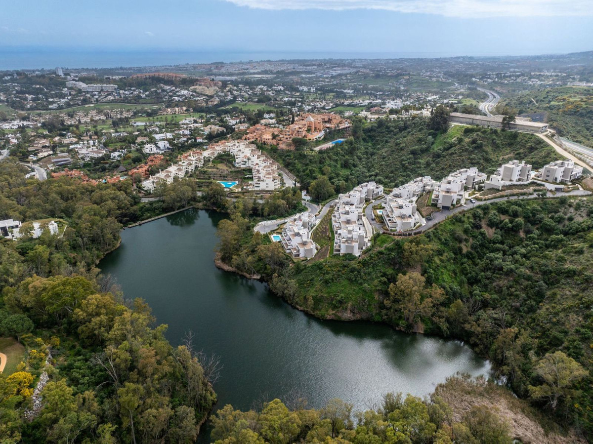Appartement te koop in Nueva Andalucía | 3 slaapkamers H5513263