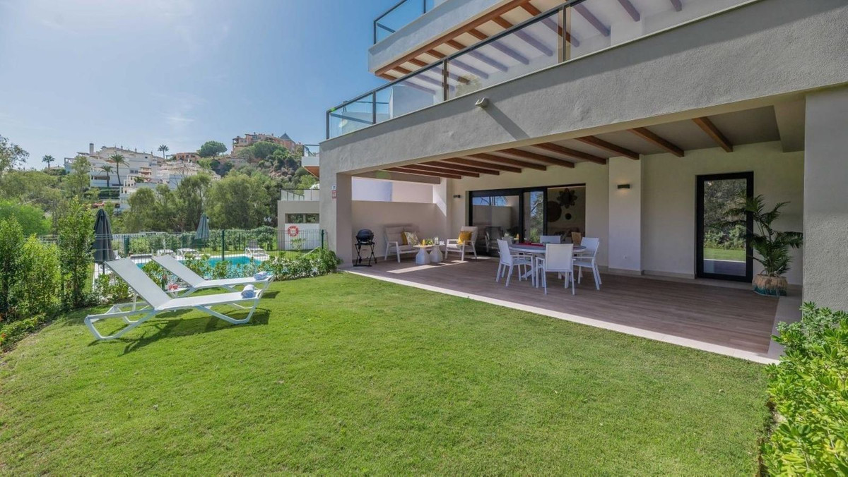 Appartement te koop in Nueva Andalucía | 3 slaapkamers H5513263