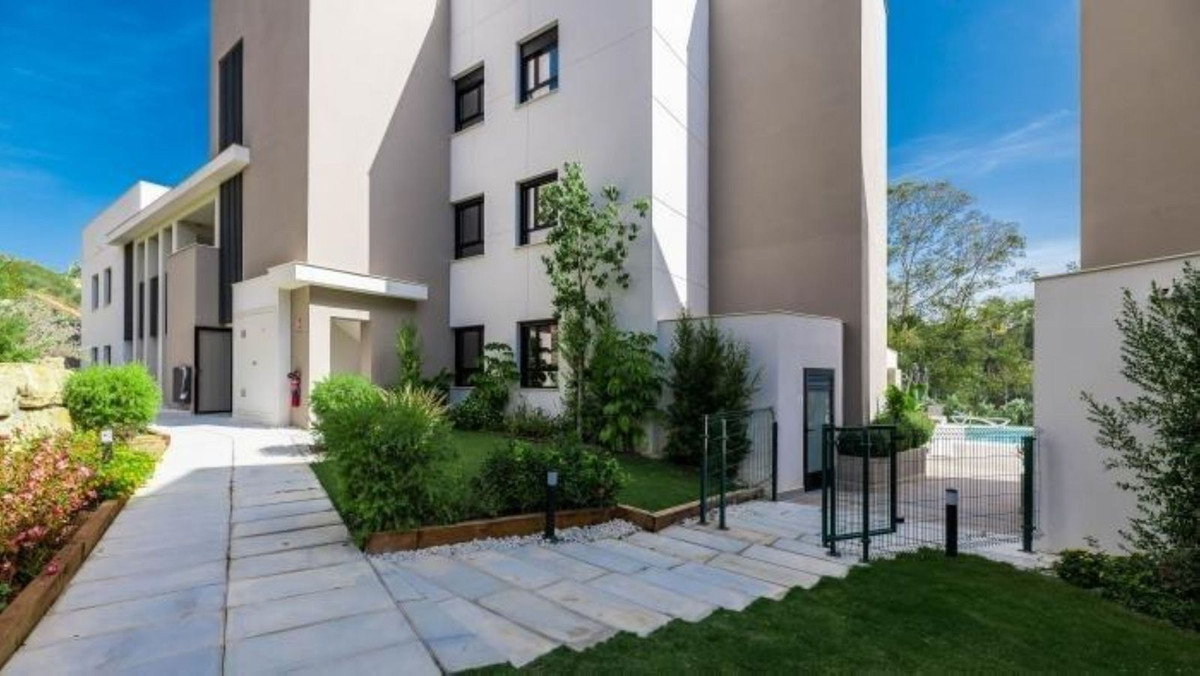 Appartement te koop in Nueva Andalucía | 3 slaapkamers H5513263