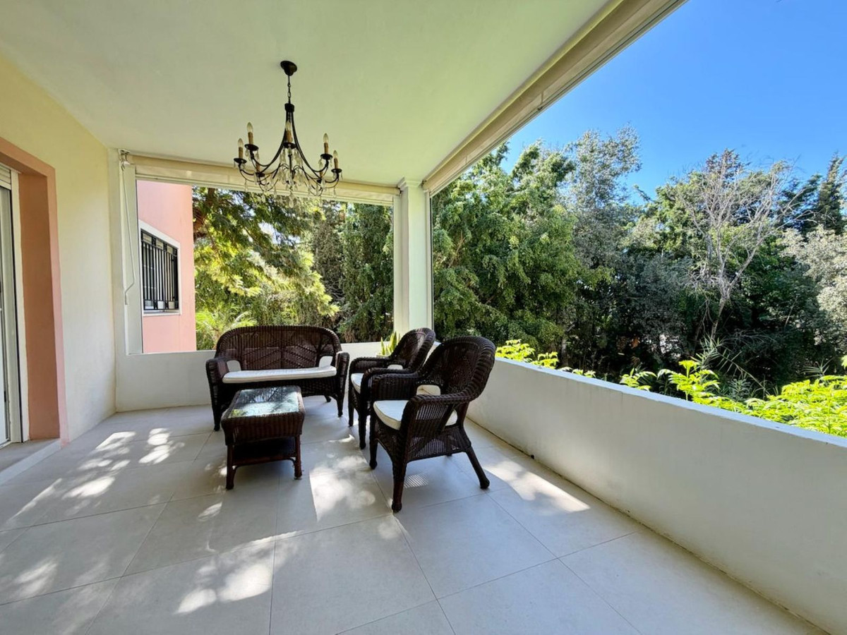 Appartement te koop in Nueva Andalucía | 2 slaapkamers H5513482