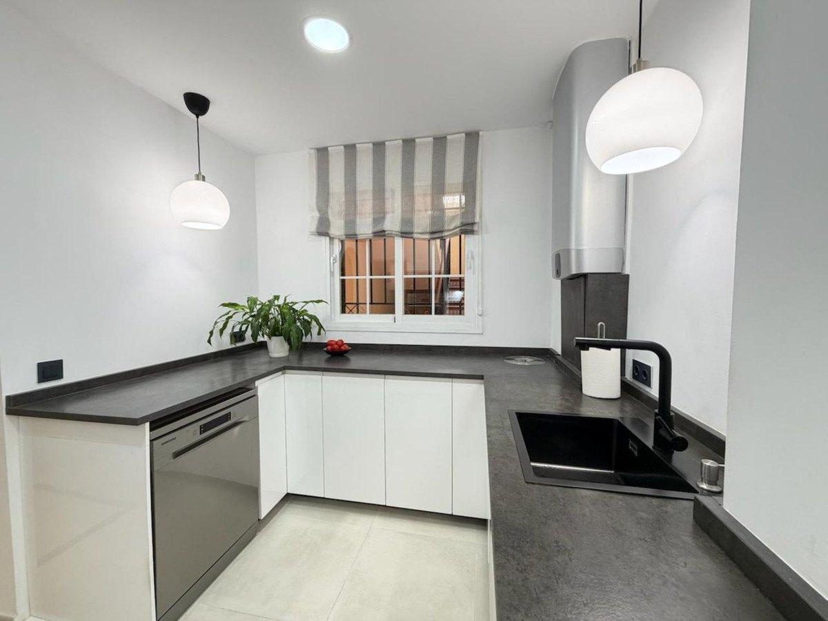 Appartement te koop in Nueva Andalucía | 2 slaapkamers H5513482