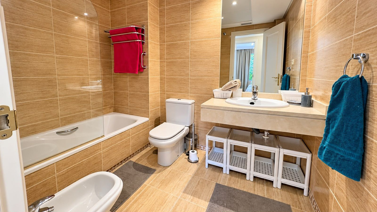Appartement te koop in Nueva Andalucía | 2 slaapkamers H5513500