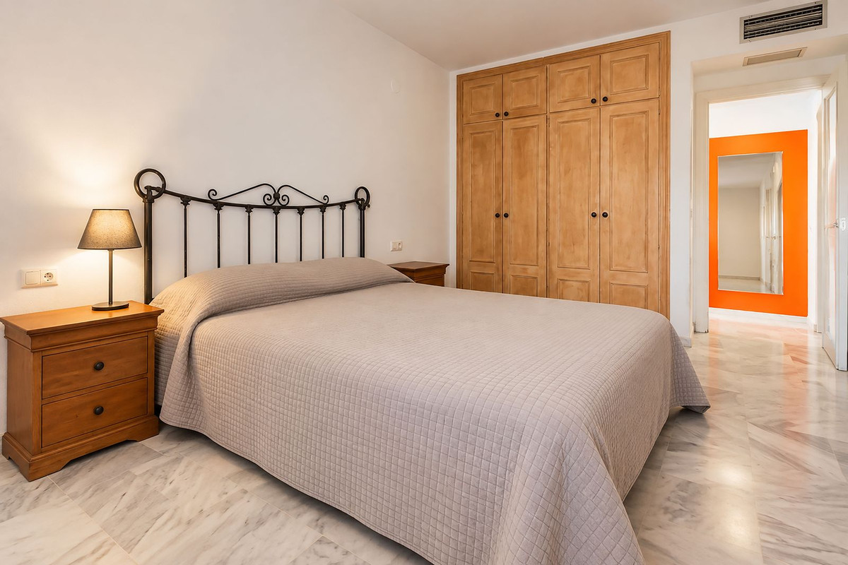 Appartement te koop in Nueva Andalucía | 3 slaapkamers H5513509