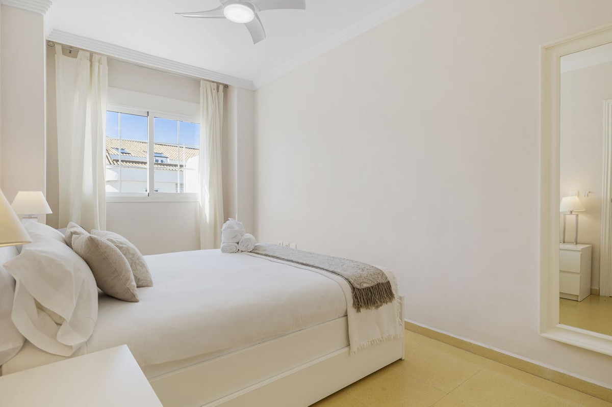 Appartement te koop in Nueva Andalucía | 1 slaapkamers H5514673