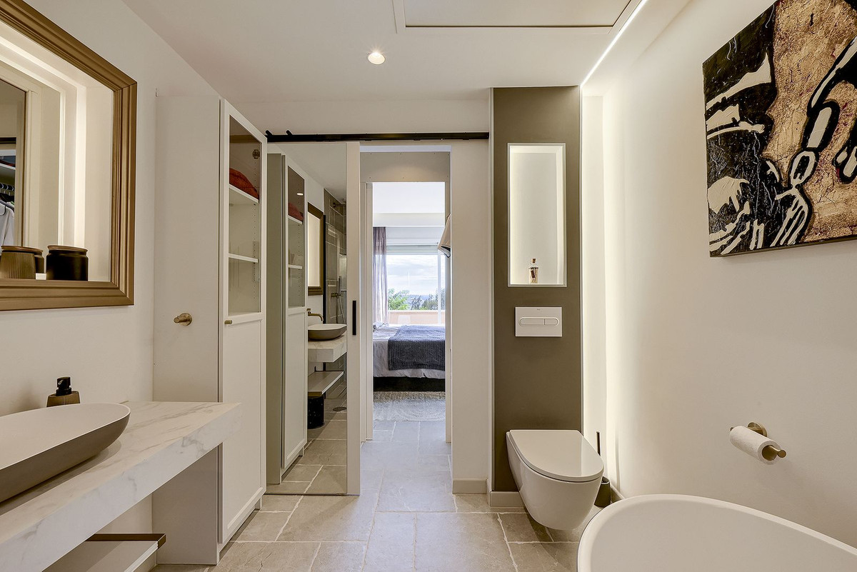 Appartement te koop in Nueva Andalucía | 2 slaapkamers H5516137