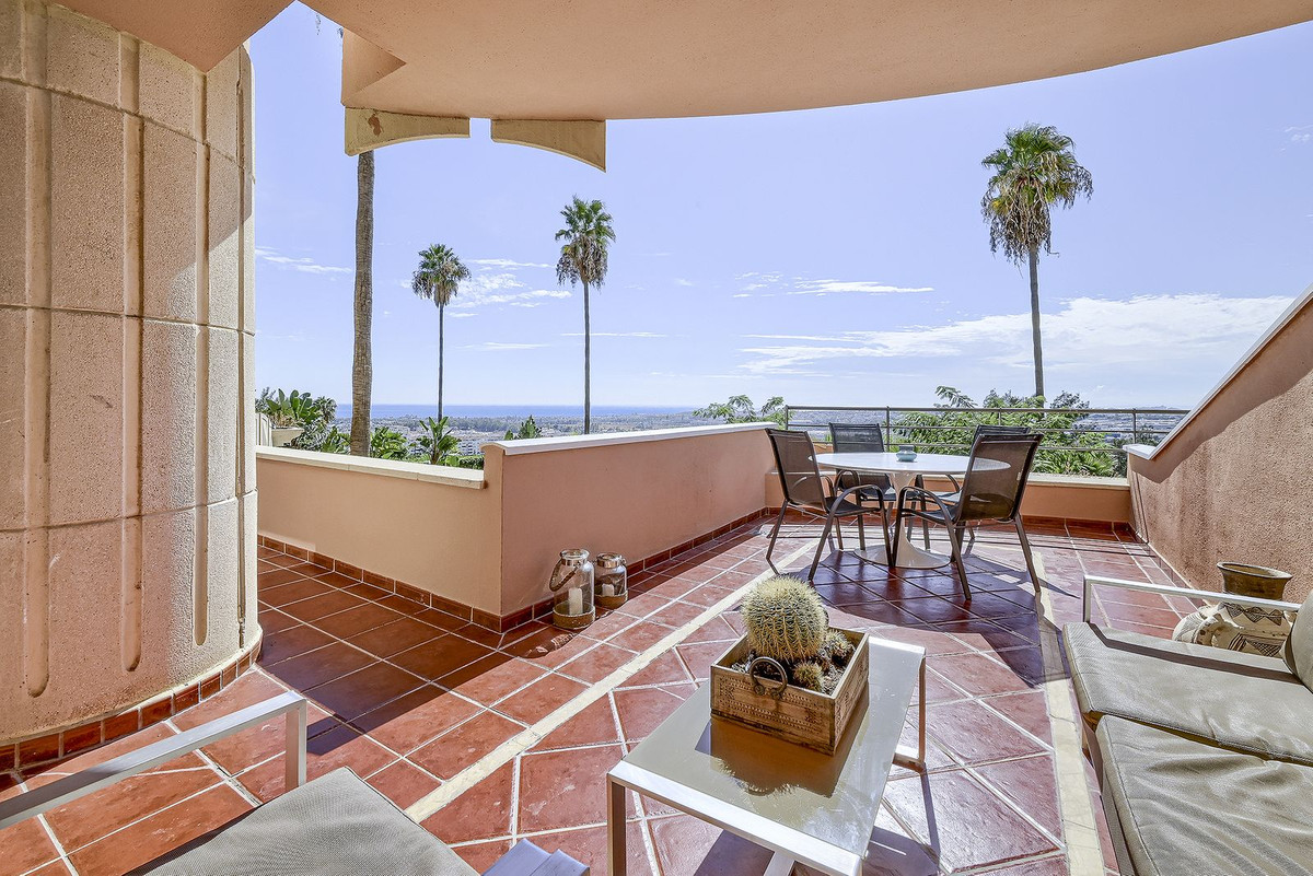 Appartement te koop in Nueva Andalucía | 2 slaapkamers H5516137