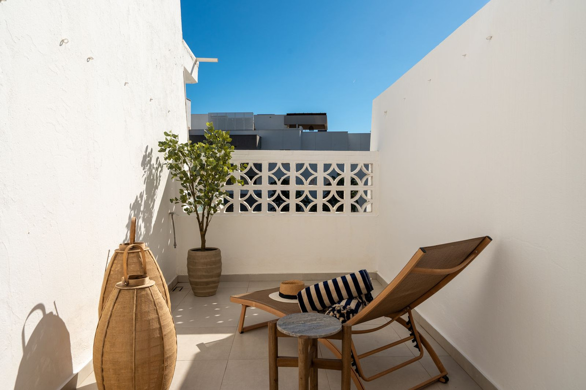 Appartement te koop in Nueva Andalucía | 3 slaapkamers H5516662