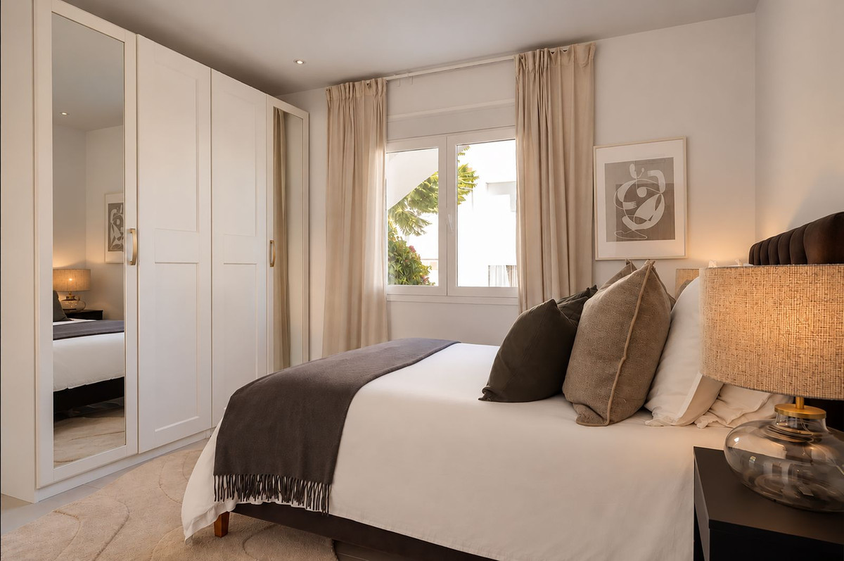 Appartement te koop in Nueva Andalucía | 3 slaapkamers H5516662