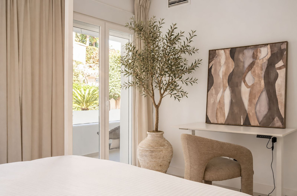 Appartement te koop in Nueva Andalucía | 3 slaapkamers H5516662