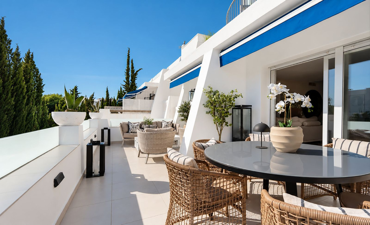 Appartement te koop in Nueva Andalucía | 3 slaapkamers H5516662
