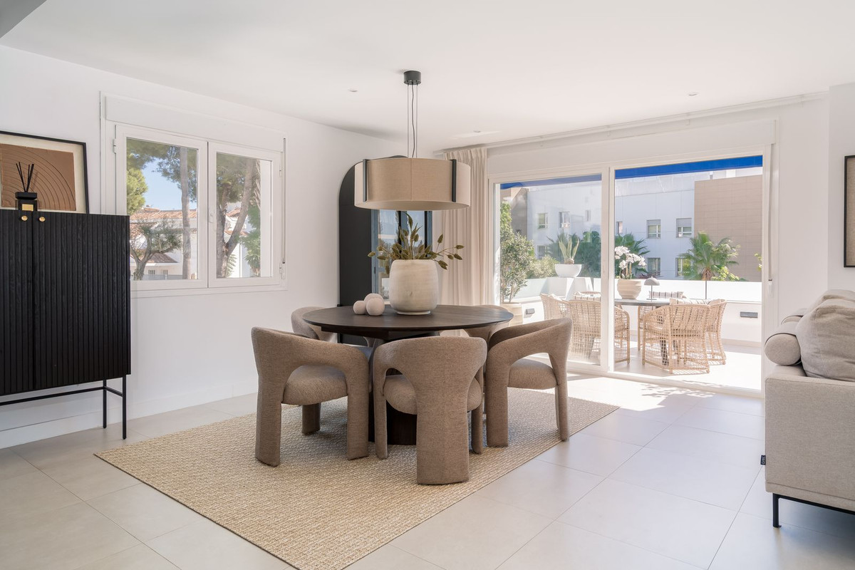 Appartement te koop in Nueva Andalucía | 3 slaapkamers H5516662