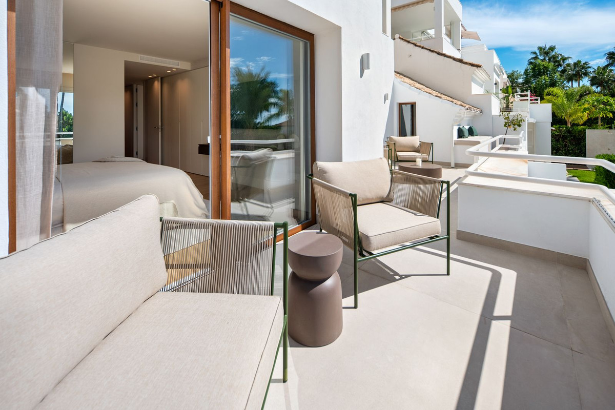 Duplex te koop in Nueva Andalucía | 4 slaapkamers H5517631
