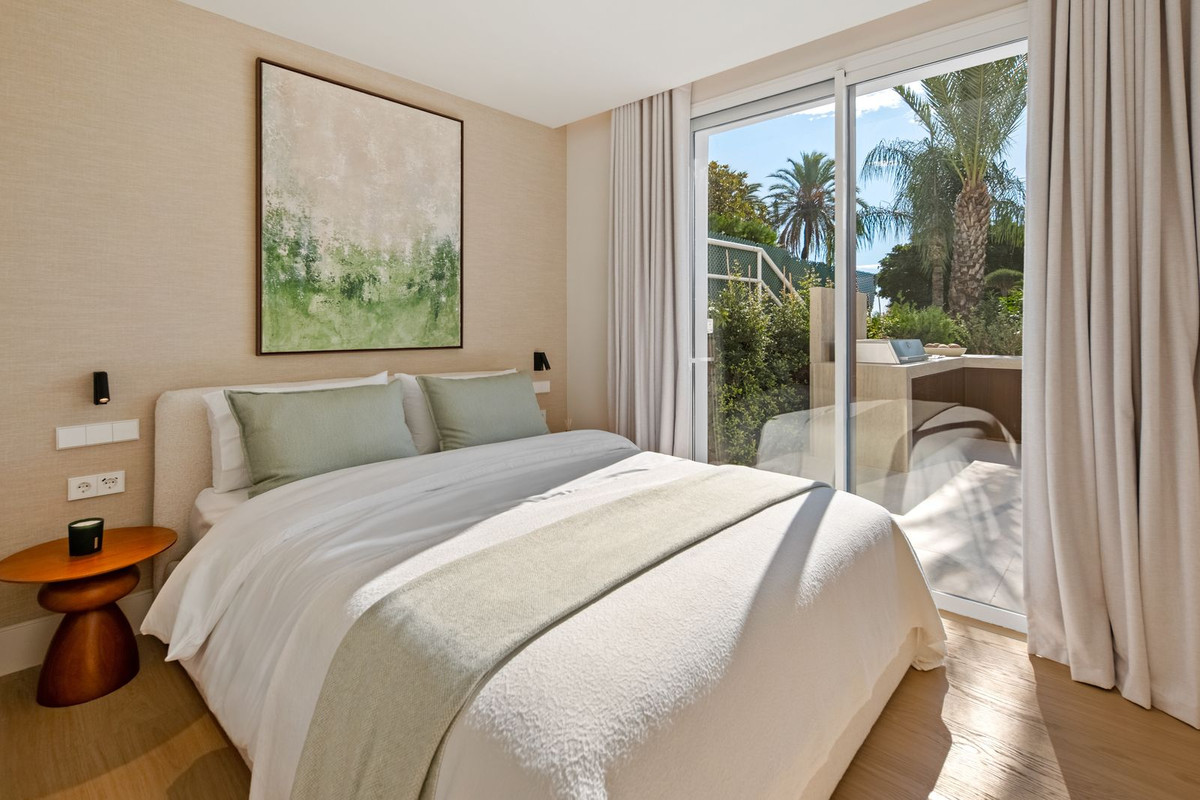 Duplex te koop in Nueva Andalucía | 4 slaapkamers H5517631