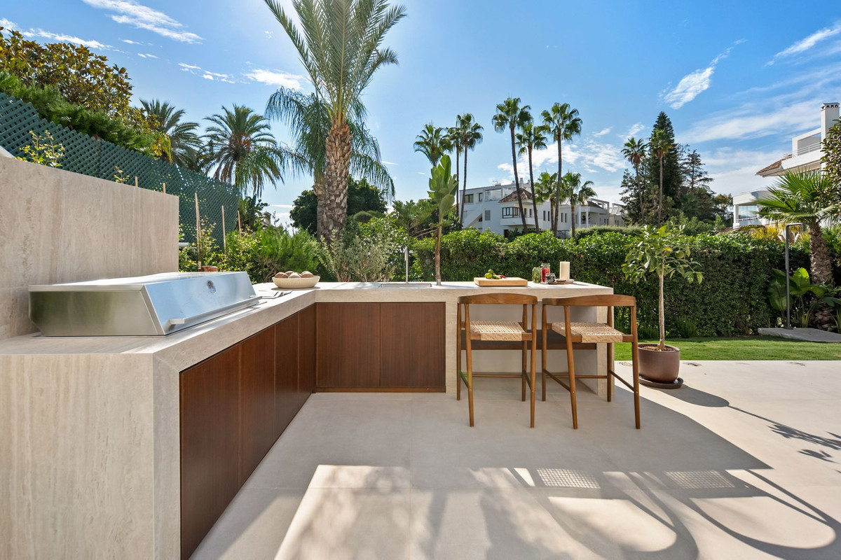 Duplex te koop in Nueva Andalucía | 4 slaapkamers H5517631