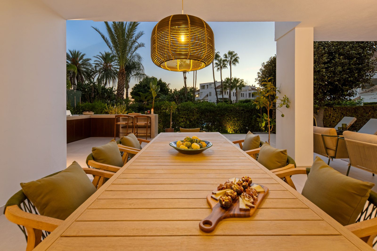 Duplex te koop in Nueva Andalucía | 4 slaapkamers H5517631