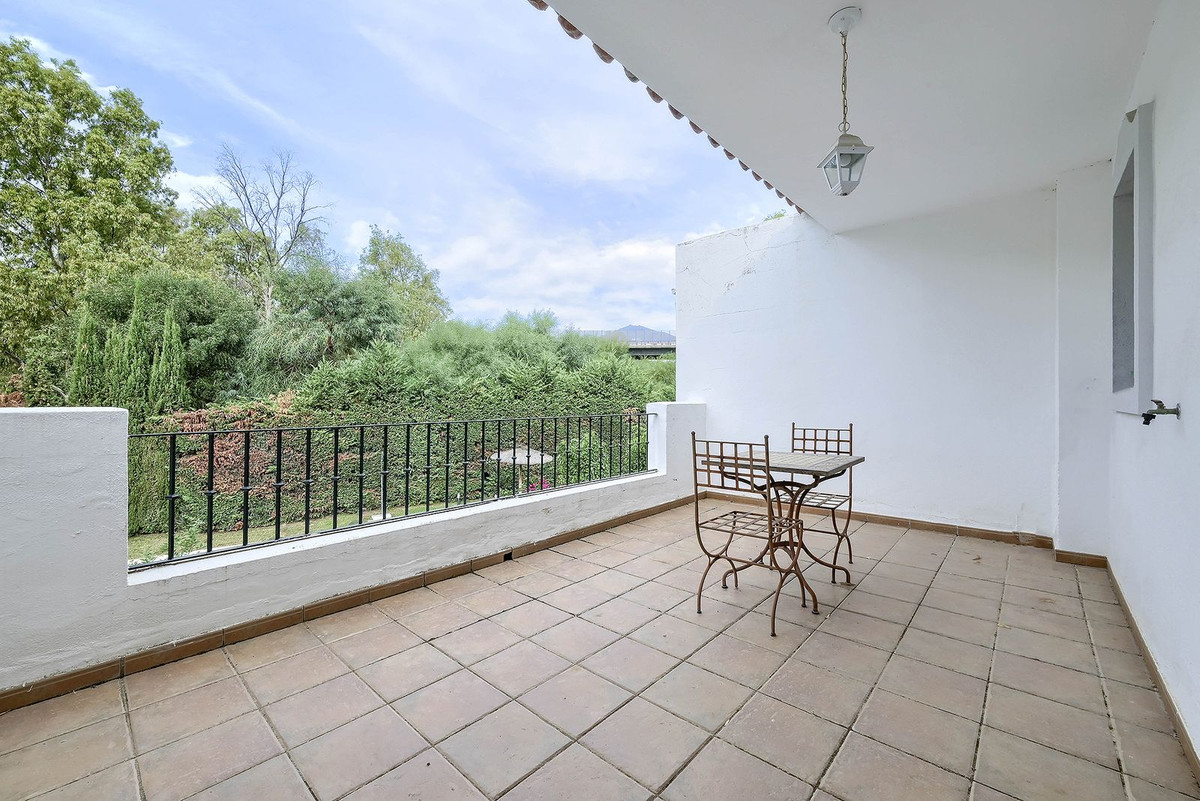 Appartement te koop in Nueva Andalucía | 4 slaapkamers H5517745