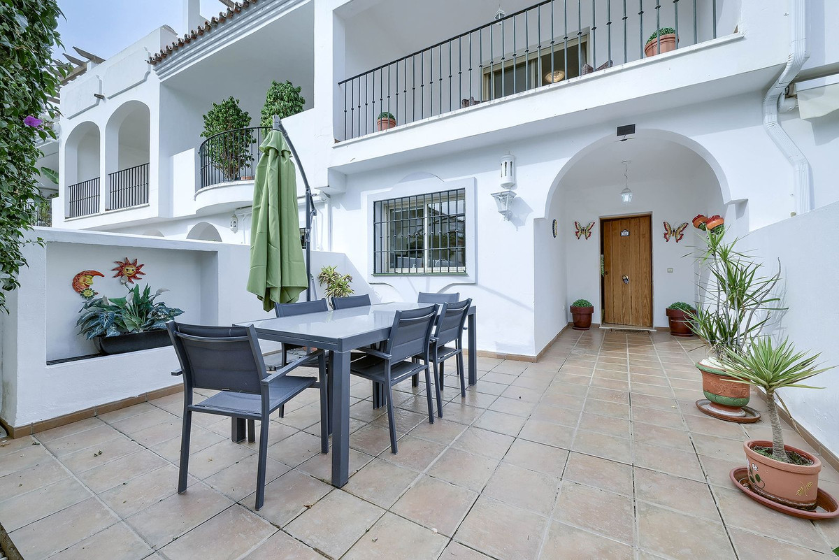 Appartement te koop in Nueva Andalucía | 4 slaapkamers H5517745