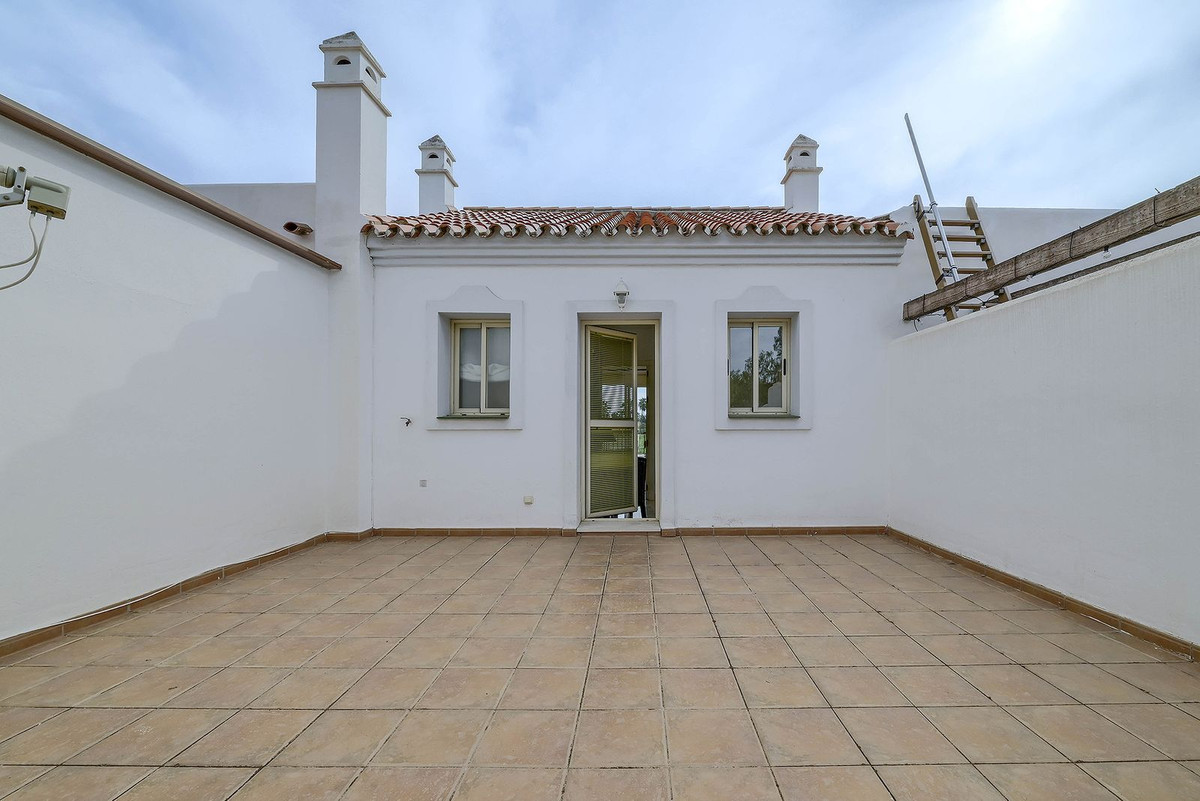 Appartement te koop in Nueva Andalucía | 4 slaapkamers H5517745