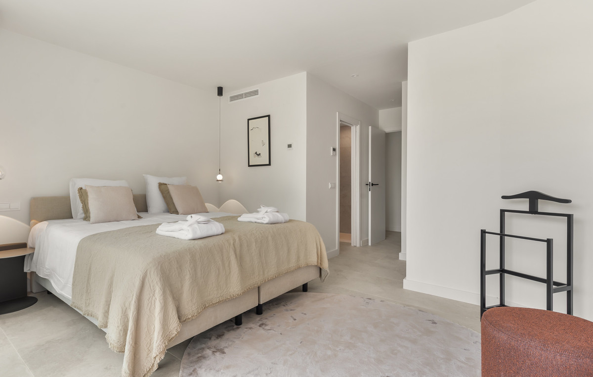 Huis te koop in Nueva Andalucía | 4 slaapkamers H5517868