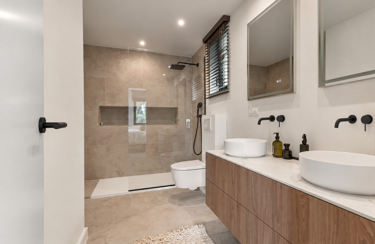 Huis te koop in Nueva Andalucía | 4 slaapkamers H5517868