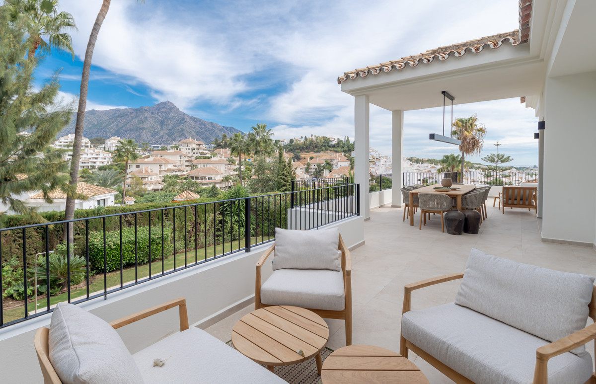 Huis te koop in Nueva Andalucía | 4 slaapkamers H5517868