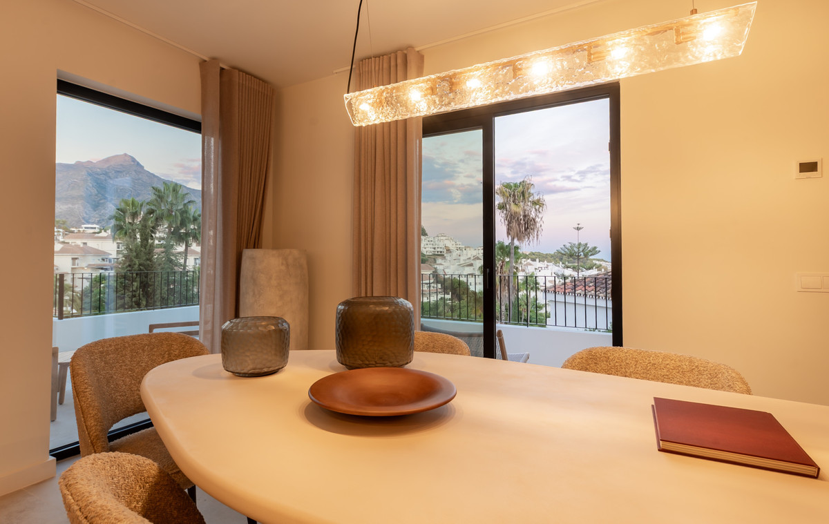 Huis te koop in Nueva Andalucía | 4 slaapkamers H5517868