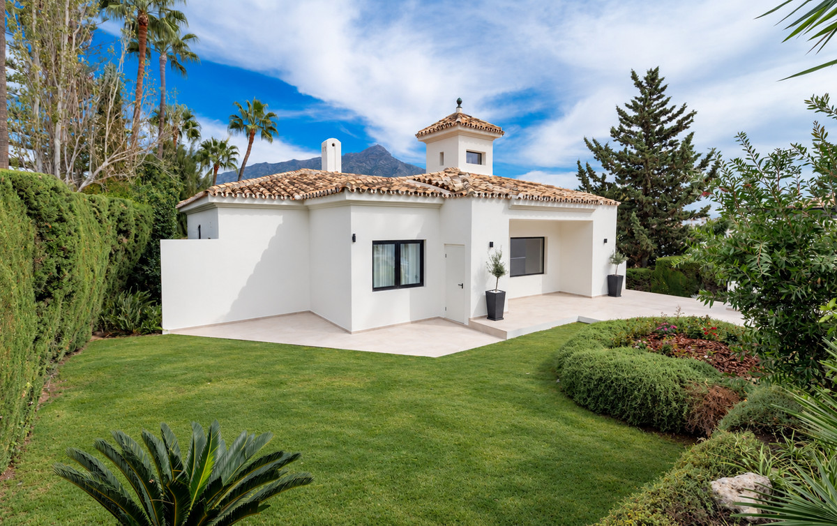 Huis te koop in Nueva Andalucía | 4 slaapkamers H5517868