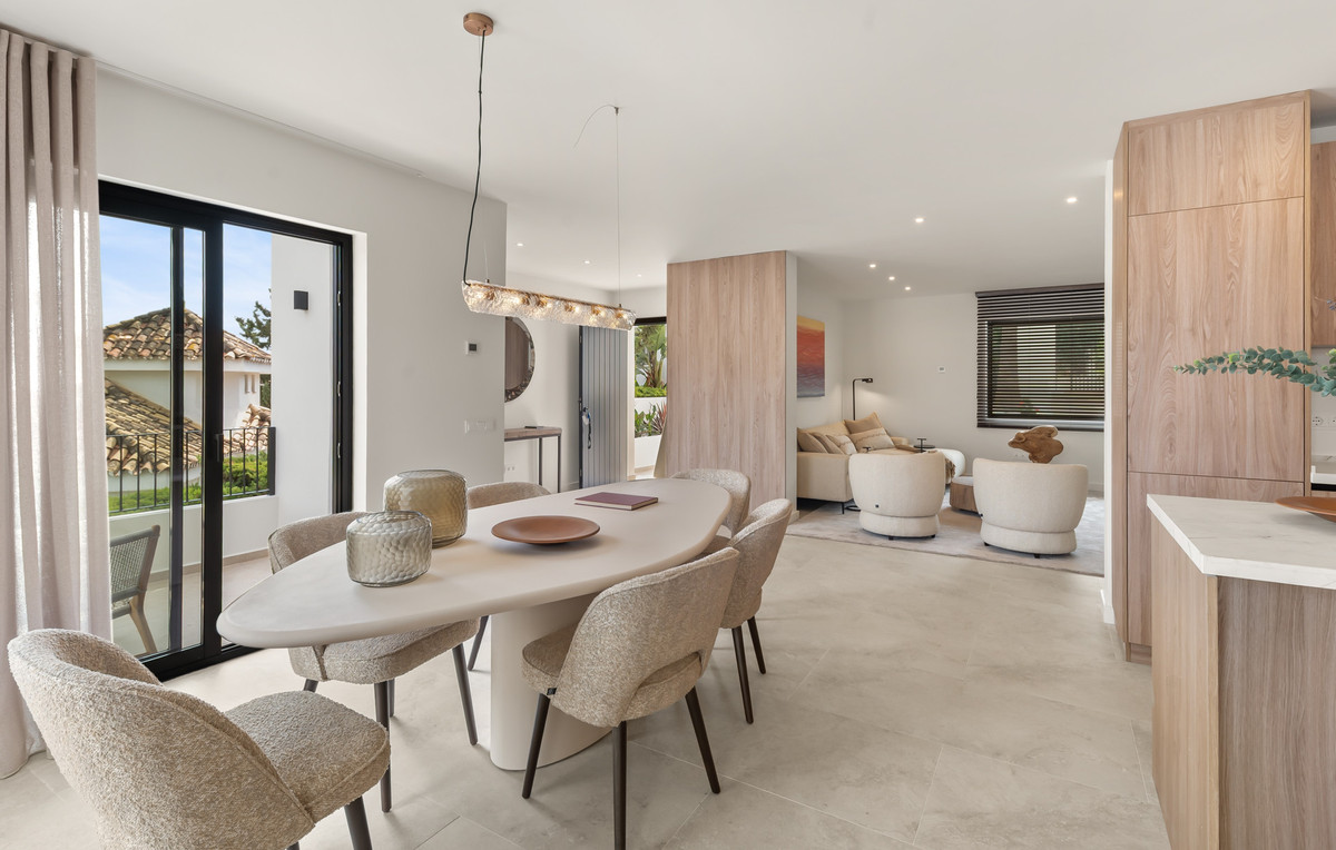 Huis te koop in Nueva Andalucía | 4 slaapkamers H5517868
