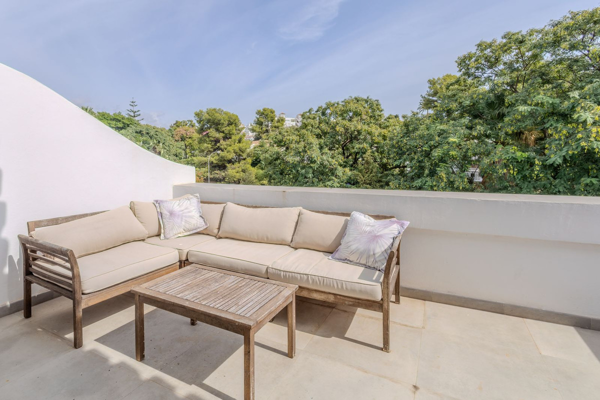 Huis te koop in Nueva Andalucía | 4 slaapkamers H5519467