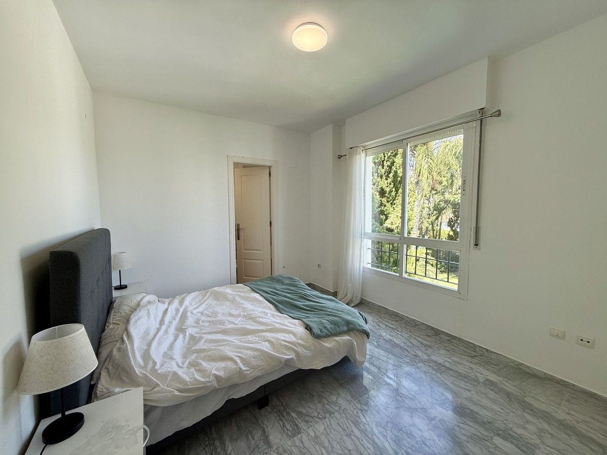 Appartement te koop in Nueva Andalucía | 2 slaapkamers H5520121