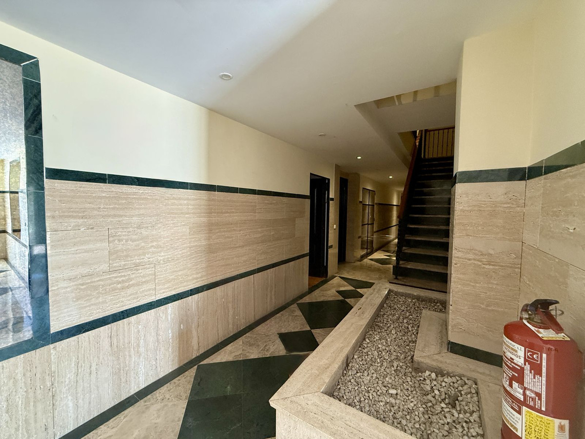 Appartement te koop in Nueva Andalucía | 2 slaapkamers H5520121