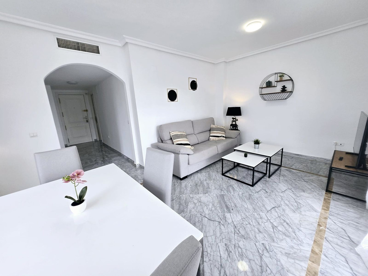Appartement te koop in Nueva Andalucía | 2 slaapkamers H5520121