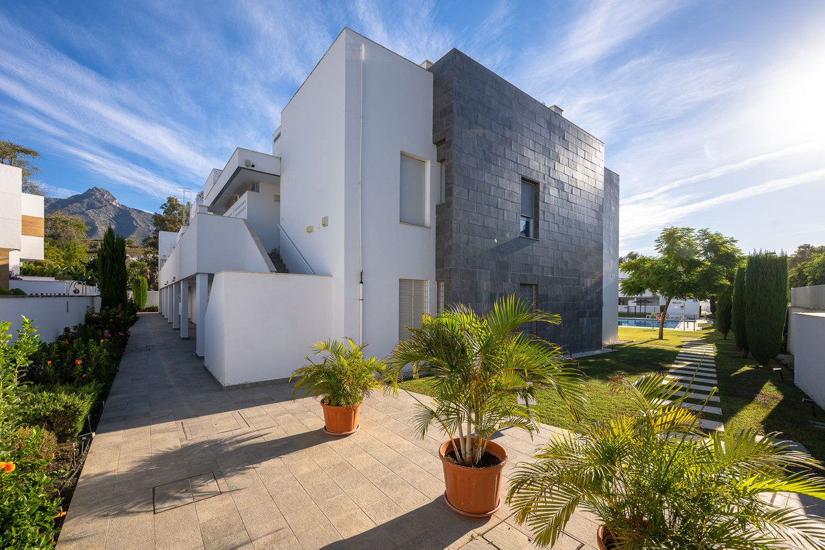 Appartement te koop in Nueva Andalucía | 3 slaapkamers H5520790