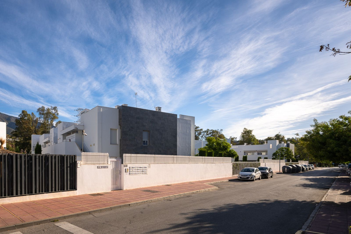 Appartement te koop in Nueva Andalucía | 3 slaapkamers H5520790