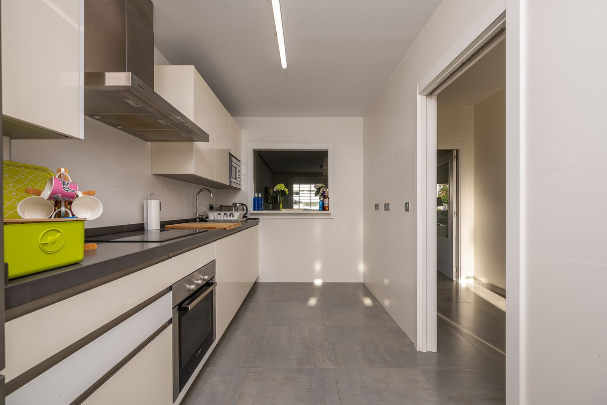 Appartement te koop in Nueva Andalucía | 3 slaapkamers H5520790