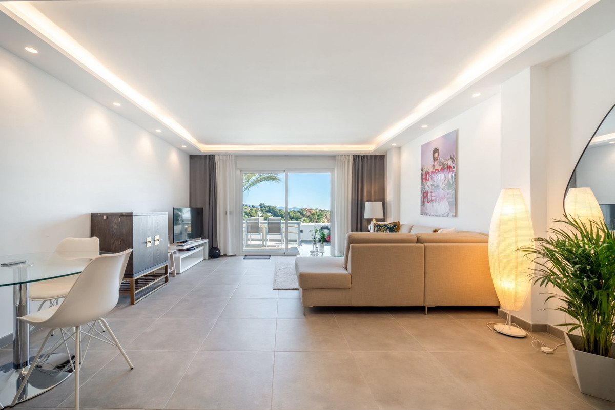 Appartement te koop in Nueva Andalucía | 3 slaapkamers H5523766