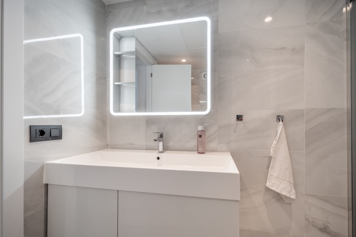 Appartement te koop in Nueva Andalucía | 3 slaapkamers H5523766